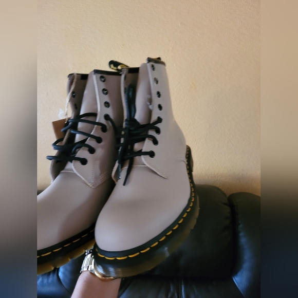 Dr martens boots - Picture 4 of 6